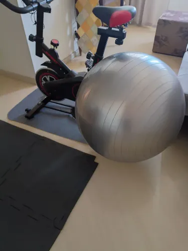 Bicicleta ergométrica+Tatame+Bola