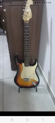 Guitarra barata