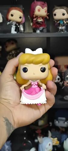 funko Pop Cinderela #738 - Princesas Disney - COM CAIXA