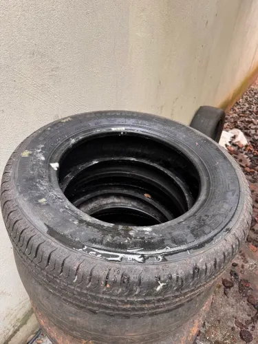 Pneu 165/70 aro 13