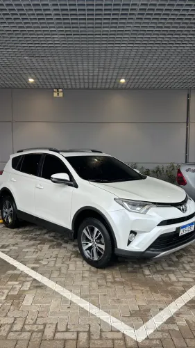 Toyota RAV4 2.0 Top 4X2 16V Aut. 2018