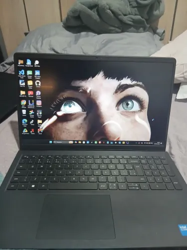 Notebook Dell Inspiron 15.6" Full HD Intel Core 3-100U 8GB 512GB SSD Windows Preto Carbon