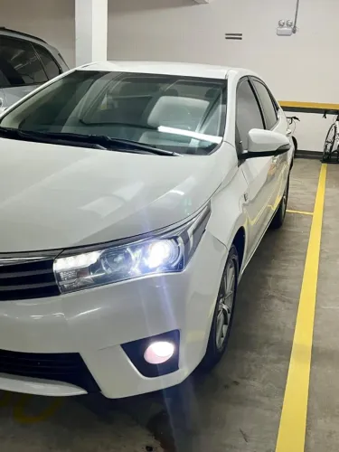 Toyota Corolla Altis 2.0 Flex 16V Aut. 2016