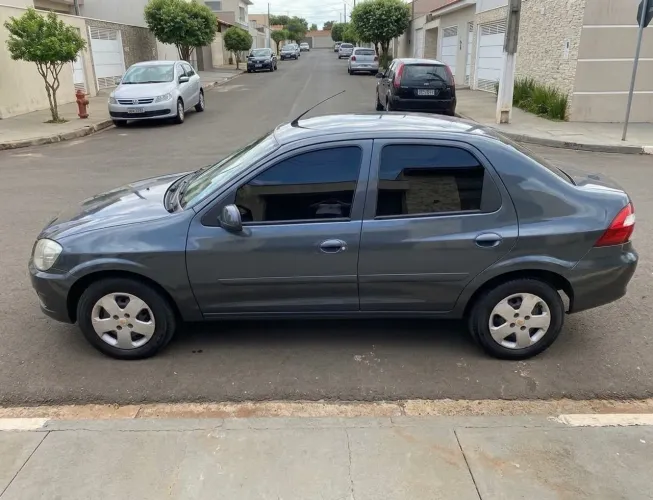 Vendo Prisma LT 1.4 2012