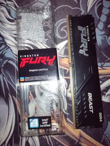 MEMÓRIA RAM 8GB DDR4  Kingston Fury