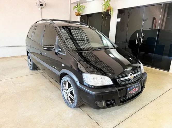 Chevrolet Zafira Elegance 2.0 MPFI Flexpower 8V 5P 2012