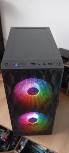 Desktop Intel Core i3 10° geração.