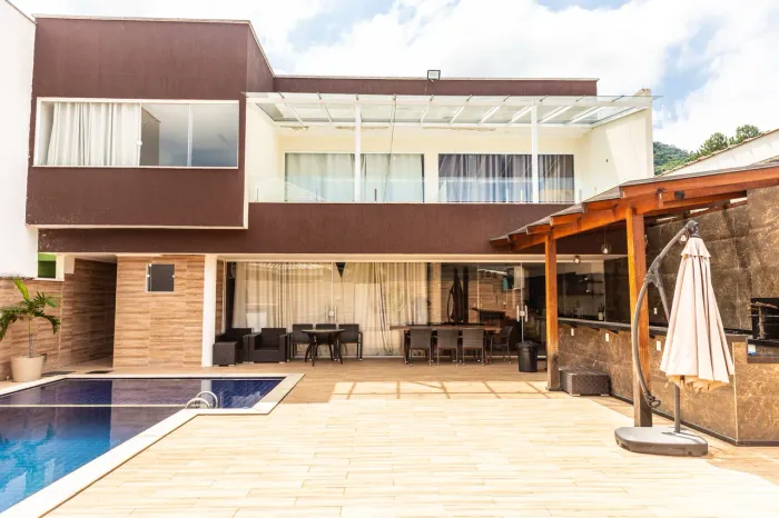 Casa no Condomínio Reserva do Sahy