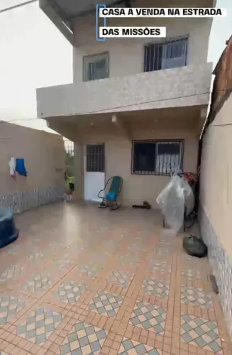Casa de 2 piso com 3 quartos a venda em Tefé
