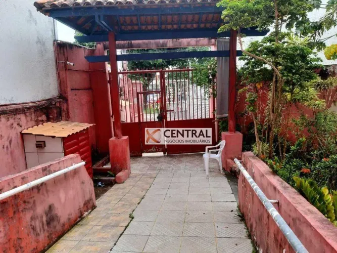 Prédio à venda por R$ 985.000,00 - Candeal - Salvador/BA