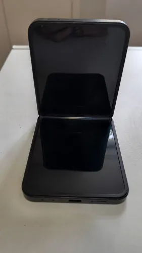 Celular Samsung Flip FE 7