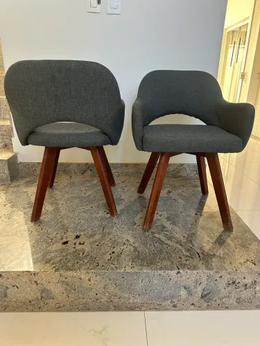 Poltrona cinza 