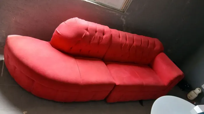 Sofá de canto com poltronas