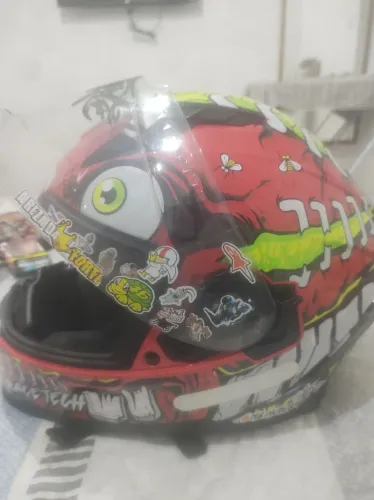 Capacete