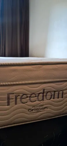 COLCHAO ORTOBOM FREEDOM + BASE