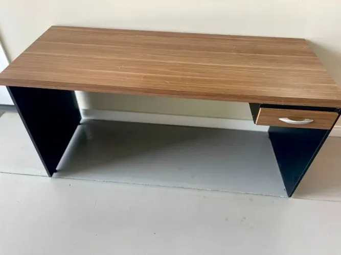 Mesa Escritório Escrivaninha 150x60 Tampo 40 Mm + 1 Gaveta