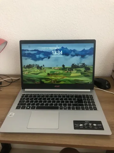 Notbook acer aspire 5 core i3 para pessoas exigentes