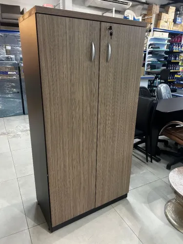 ARMARIO 2 PORTAS MDF COM PEQUENAS AVARIAS