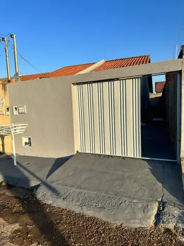Casa à Venda - Cléo pinheiro Trindade -GO
