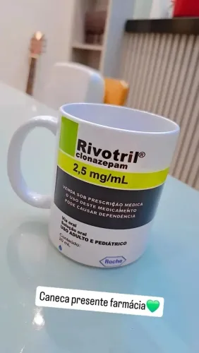 Caneca presente curso Farmácia
