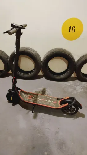 Patinete Motronik GO-10 (bateria exaurida)