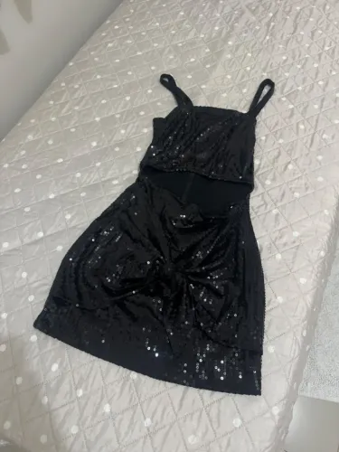 Vestido festa preto brilhante