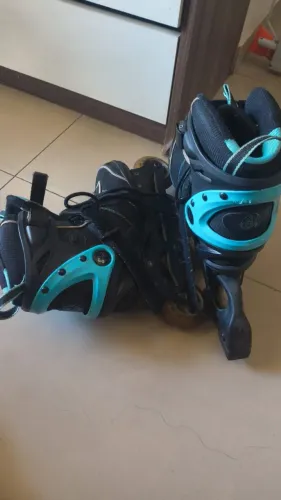 Patins tamanho 39