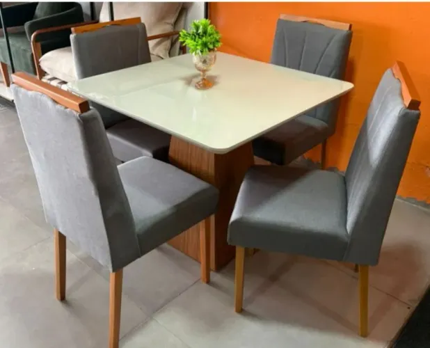 Mesa de jantar 90x90 Lorena cadeiras em madeira maciça