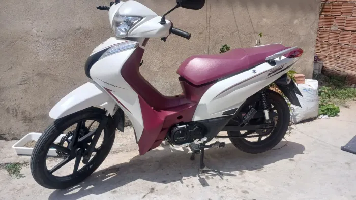 MOTO SEMI NOVA