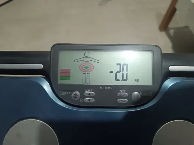 Balança de biopedancia tanita 601 semi nova pouco usada