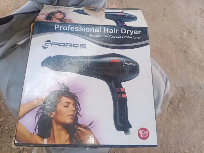 Secador de cabelo profissional Force3600 funciona perfeitamente