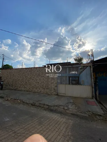 Casa à Venda no Bairro Dom Giocondo