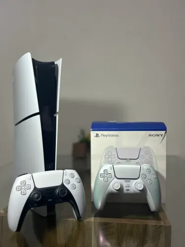 Ps5 SLIM 1 TB + 02 CONTROLES -> CONSERVADÍSSIMO!!!!