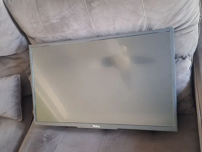 TV PHILCO 32" - para atualização/manutenção