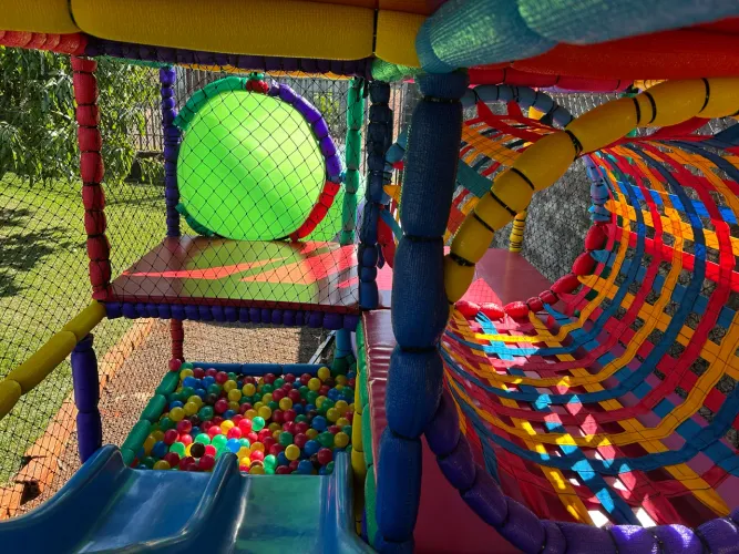 Carreta Playground- 6m de brinquedo, 7,8m total!