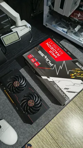 RX 6700 XT 12gb Sapphire Pulse na caixa