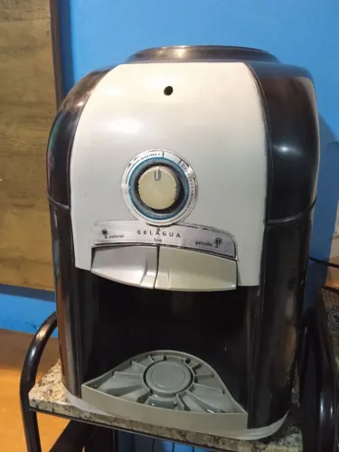 Gelagua Esmaltec NAO ESTA GELANDO 