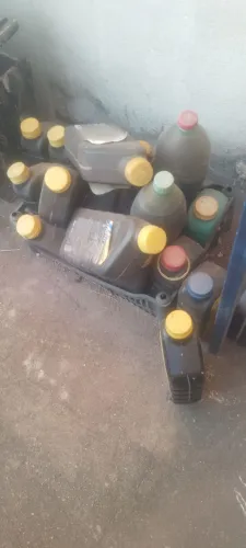 Doação de óleo de moto