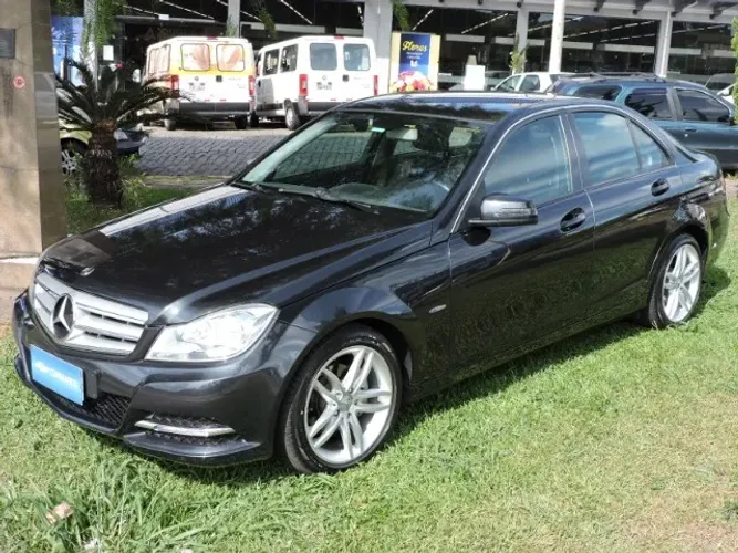 Mercedes-Benz C-180 CGI Classic 1.8 16V 156cv Aut. 2012