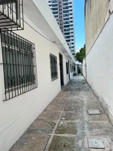Moura Gestor Imobiliário-Aluga ou Vende 4 casas em terreno com 650m2, Marco, Belém, Pa