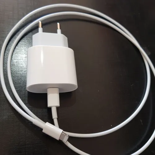 Cabo e fonte original iphone 14