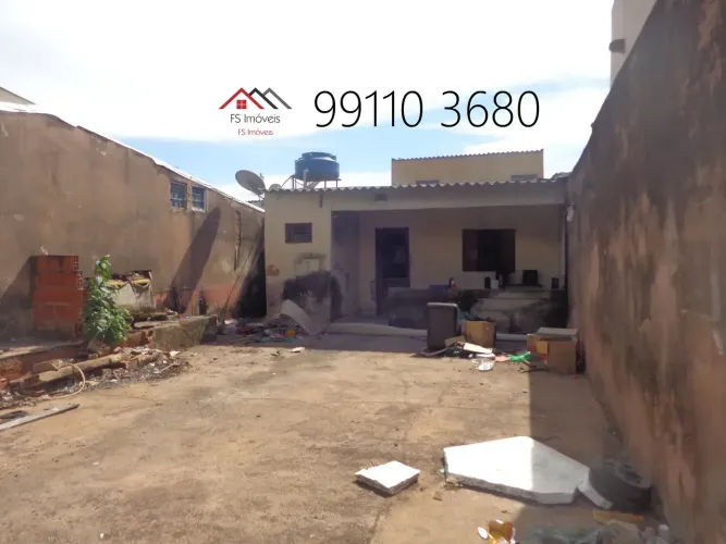 QR 323 Ótimo Lote 126 m² com Casa de 2 Quartos em Samambaia Sul - DF