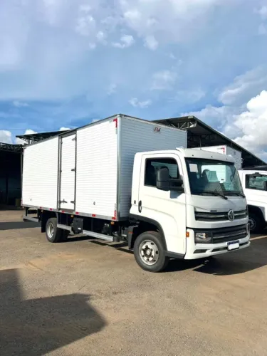 VW DELIVERY 11.180 SEMI NOVO