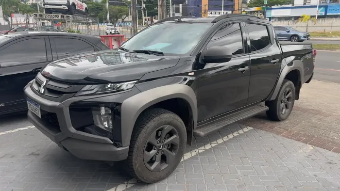 Mitsubishi L200 Trit. S.out. GLS 2.4 CD Diesel Aut. 2025