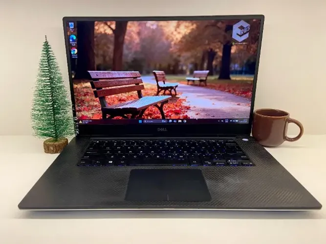 WORKSTATION DELL PRECISION 5540 I7 9850H 32GB RAM 1TB SSD 15,6 POL