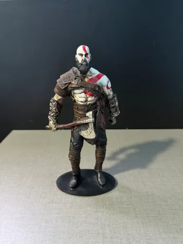 Action figure - KRATOS