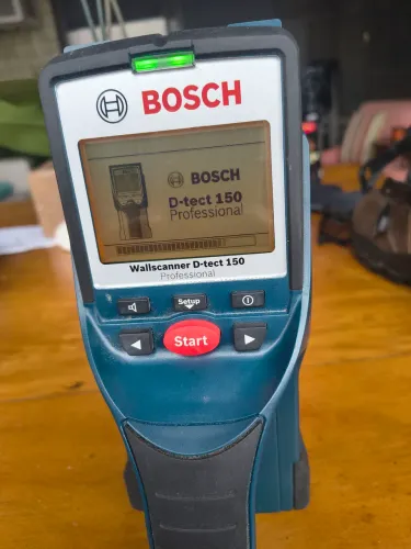 Detector de materiais e Scanner de parede BOSCH D-TECT 150 profissional