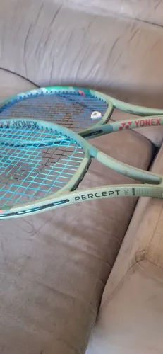Raquetes yonex percept 100