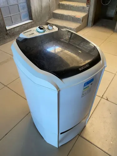 Tanquinho de lavar roupa