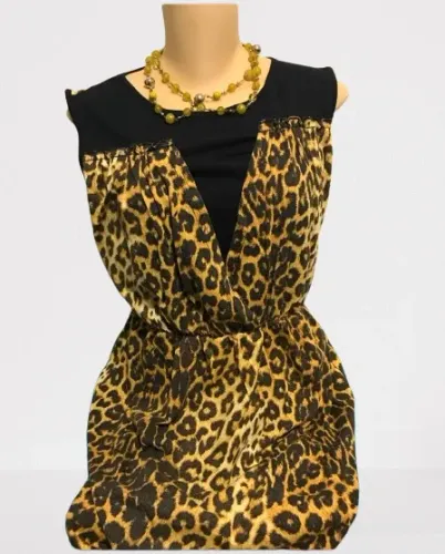 Tamanho M, vestido sem mangas